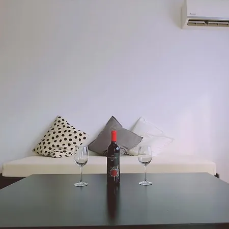 Apartment Virtuoso *