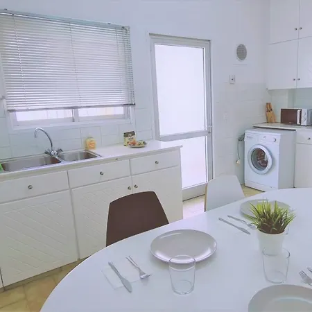Apartment Virtuoso